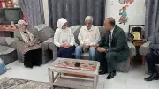 وكيل تعليم بني سويف يلتقي طالبة 'كيس الفول' لدعمها معنويًا