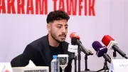 الأهلي يقترب من حسم استعادة أكرم توفيق من الشمال القطري