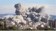 غارات إسرائيلية مدمرة تمسح أحياء في الجنوب اللبناني تحت نيران الإخلاء