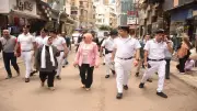 نائب محافظ الإسكندرية توجه بإجراءات قانونية ضد المحال المخالفة بحي وسط