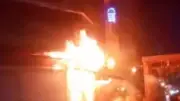 شاهد الصور الأولى للسيطرة على حريق محل منظفات بشارع السوق بأسوان