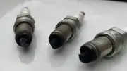 السبب الخفي وراء استهلاك سيارتك للبوجيهات بشكل مفرط