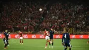 اعتراضات عنيفة من كهربا ولاعبي إنبي على حكم مباراة الأهلي (فيديو)