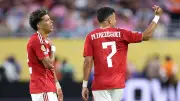 الأهلي يسحق إنبي بثلاثية ويشعل المنافسة في الدوري المصري
