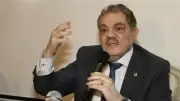 الوفد: استهداف مطار الخرطوم عدوان خارجي تقف خلفه أطراف إقليمية