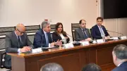 سياحة النواب تناقش وقف تراخيص الشركات السياحية بحضور الوزير