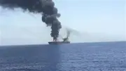 استهداف سفينة فرنسية في مضيق هرمز وإصابة أفراد طاقمها