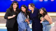 هند صبري وبناتها ضيوف منى الشاذلي في برنامج معكم