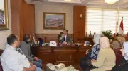 محافظ بورسعيد يستقبل المواطنين ويوجه ببحث شكواهم فوراً