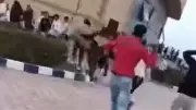 فيديو اقتحام جامعة رشيد بالعصي والأسلحة البيضاء يثير الذعر بين الطلاب
