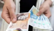 الجنيه الإسترليني يفقد بريقه في البنوك المصرية اليوم