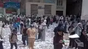تمزيق طلاب بالدقهلية للكتب الدراسية يثير غضب الأهالي ومطالبات بالتحقيق