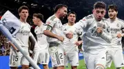 أزمة داخل ريال مدريد قبل الكلاسيكو.. مشادات بين تشواميني وفالفيردي وتحقيق تأديبي