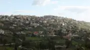 إسرائيل ترفع التأهب على الحدود مع لبنان وتلغي الفعاليات الجماهيرية