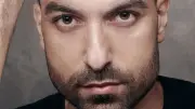 محمد سيف يكشف كواليس تصوير شيرين عبد الوهاب بالفستان الأحمر ودون ذكاء اصطناعي