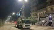محافظ كفر الشيخ يتابع تشغيل إنارة طريق عمر أبو العز بدسوق
