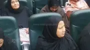 محافظ قنا يسلم تأشيرات حج الجمعيات وملابس الإحرام للمواطنين