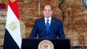 السيسي وماكرون يبحثان تعزيز التعاون في التجارة والاستثمار والتعليم
