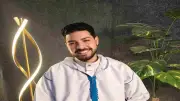 من المنوفية إلى العالمية.. شاب يحمل رسالة الإنشاد الديني