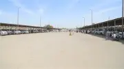 محافظ قنا يتفقد مجمع المواقف والسوق الحضاري ويوجه بإزالة العشوائيات