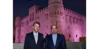 الرئيس السيسي يرحب بماكرون ضيفاً عزيزاً في الإسكندرية