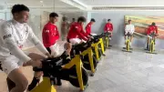 مران بدني صباحي لمنتخب الشباب استعداداً لمباراتي عمان