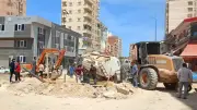 سقوط سيارة نقل مياه في هبوط أرضي مفاجئ بمنطقة الشعشاعي في مطروح