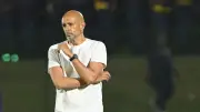 مدرب صن داونز يتهم الجيش الملكي بالتجسس ويشعل أزمة دبلوماسية قبل نهائي أفريقيا
