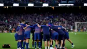 دقيقة حداد على والد فليك قبل كلاسيكو برشلونة وريال مدريد