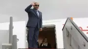 الرئيس السيسي يصل إلى نيروبي للمشاركة في قمة إفريقيا-فرنسا
