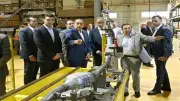 رئيس الوزراء يتفقد مصنع بويزين مصر لمعالجات العادم ويؤكد دعم صناعة السيارات