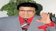 ذكرى رحيل رائد الكاميرا الخفيفة: رحلة صعود إبراهيم نصر صانع البسمة بعبقريته