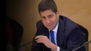 مجلس الشيوخ الأمريكي يصادق على تعيين كيفن وارش رئيسًا للاحتياطي الفيدرالي