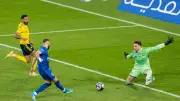 تعادل مثير يشعل الجولة الأخيرة بالدوري السعودي.. كيف يحسم اللقب إذا تساوى الهلال والنصر؟