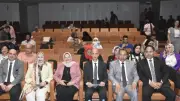 رئيس جامعة بني سويف يشهد عروضا مسرحية متميزة لطلاب قسم المسرح بالأهلية