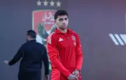 الأهلي يتحرك لترضية نجمه مالياً وحسم ملف تجديد عقده