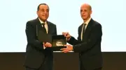 رئيس الوزراء يكرم رئيس جامعة بني سويف لتميز طلاب الحاسبات في منح سيسكو