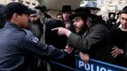 قانون التجنيد وملف الحريديم يشعلان الانقسام داخل تل أبيب