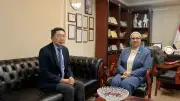 رئيسة القومي للمرأة تبحث مع سفير سنغافورة تعزيز التعاون لتمكين المرأة