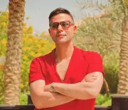 محمد إمام يروج لـ صقر وكناريا ويكشف عن موعد العرض