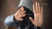 النيابة تأمر بتفريغ محادثات مؤلف شهير في اتهامات تحرش بفتيات بقصر النيل