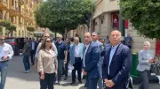 رئيس الوزراء يتفقد شارع الفن بوسط البلد ويشيد بالفقرات الفنية
