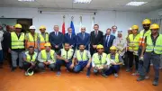 وزير العدل ومحافظ أسوان يوزعان بونات غذائية للعمالة غير المنتظمة في كيما