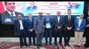وزير العمل ومحافظ أسوان يسلّمان دعماً مالياً وبونات سلع للعمالة غير المنتظمة