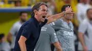 هدف مندش الذهبي يحرج إنزاجي والدوسري في قمة الهلال ونيوم