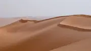 تفسير حلم الصحراء في المنام: دلالات الفرح والسعادة وزيادة الخير
