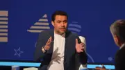 أحمد حسن يشيد بجماهير الزمالك: تيفو عالمي ومعتمد جمال قدم كل ما لديه