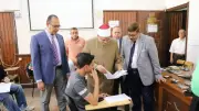 رئيس جامعة الأزهر يتفقد امتحانات نهاية العام بكليتي اللغات والإعلام للبنين