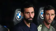 ألفارو أربيلوا يعلن قائمة ريال مدريد لمواجهة إشبيلية في الدوري الإسباني