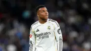 مبابي يعيد فتح جرح قديم في ريال مدريد.. هل يكرر سيناريو زامورانو؟